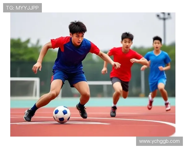 足球青训中的营养与体能管理，如何保证青少年球员的最佳状态